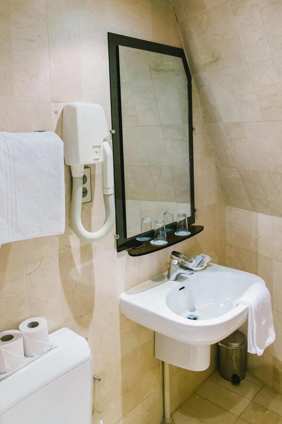 Hotel Saint Christophe Parijs